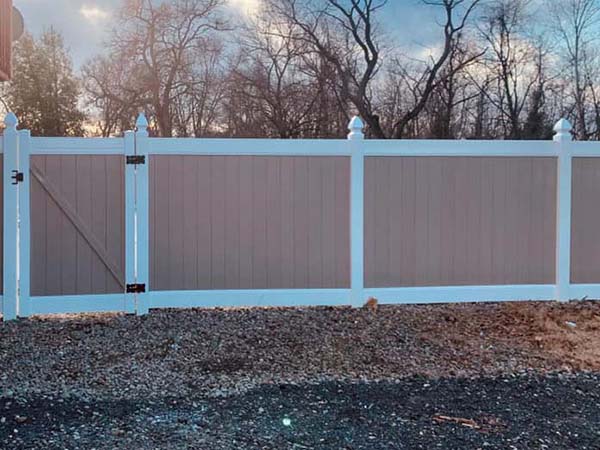 Photo of a South Jersey vinyl fence