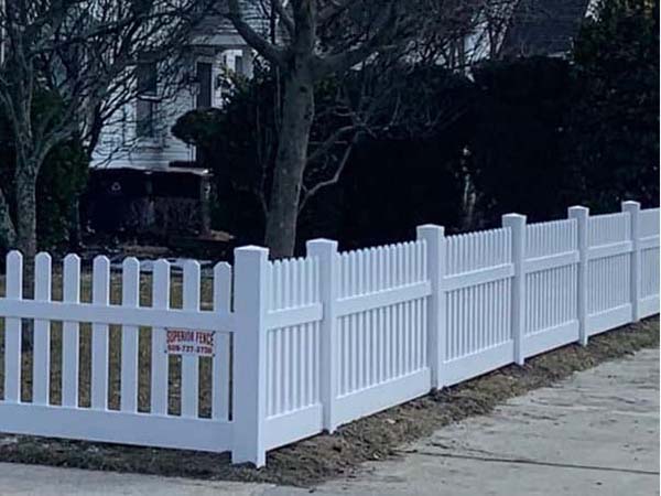 Photo of a New Jersey vinyl fence