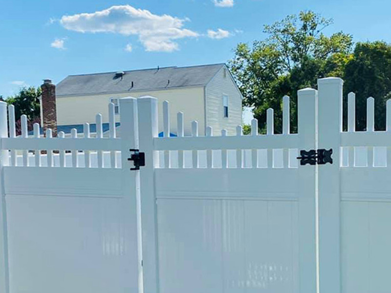 Vinyl Decorative Fencing in South Jersey